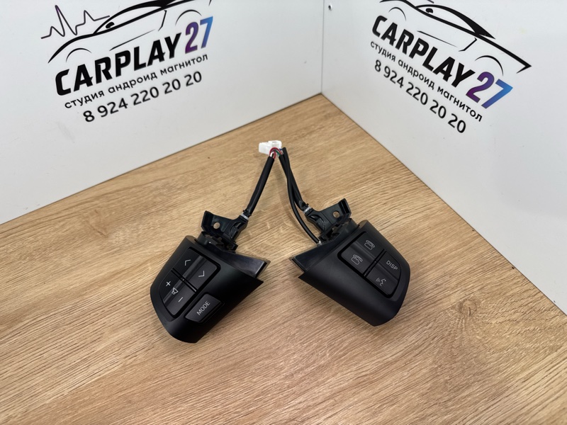 Кнопки руля Toyota Corolla